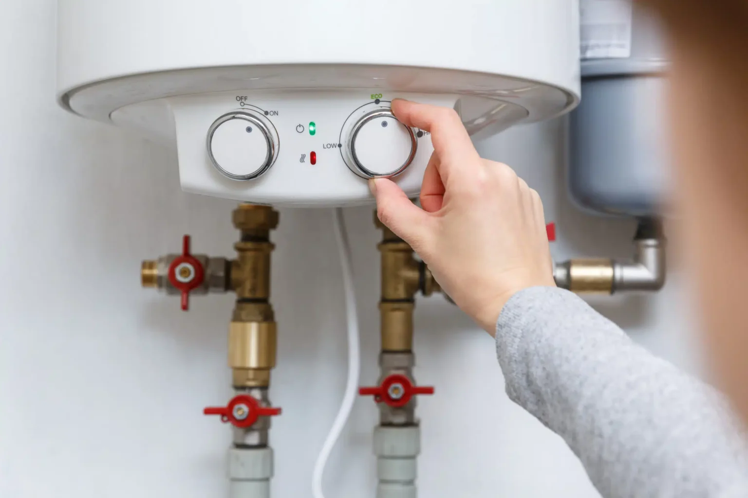 Water heater temperature adjustment and repair in Sarasota, Florida